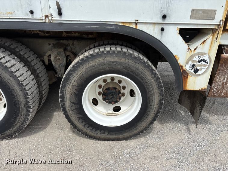 image for item FG0248 2002 Freightliner FL80 digger derrick truck