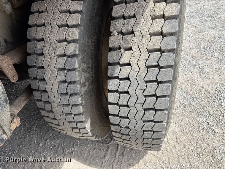 image for item FG0248 2002 Freightliner FL80 digger derrick truck