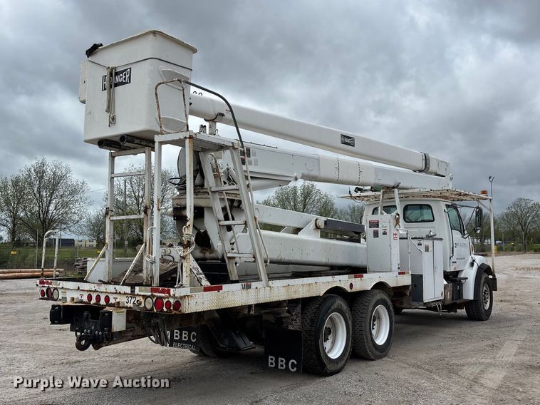 image for item FG0249 2001 Sterling Truck L7500 Series bucket truck