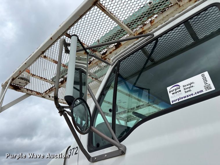 image for item FG0249 2001 Sterling Truck L7500 Series bucket truck