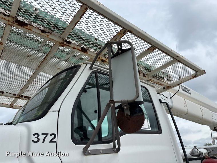 image for item FG0249 2001 Sterling Truck L7500 Series bucket truck