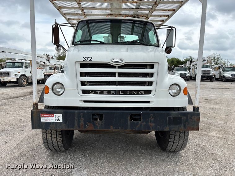 image for item FG0249 2001 Sterling Truck L7500 Series bucket truck
