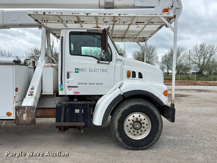 image for item FG0249 2001 Sterling Truck L7500 Series bucket truck