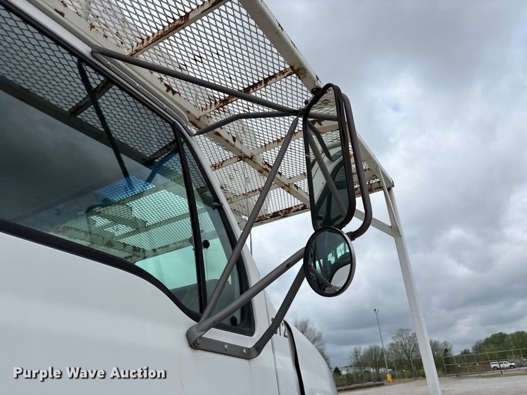 image for item FG0249 2001 Sterling Truck L7500 Series bucket truck