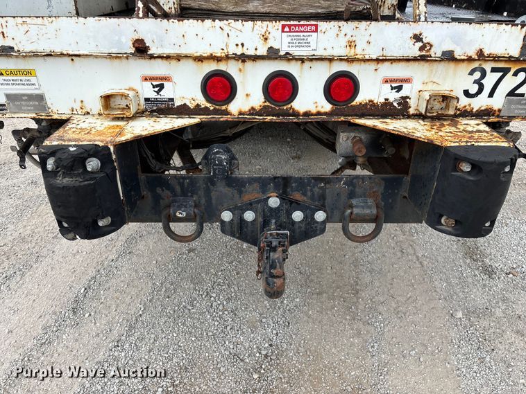 image for item FG0249 2001 Sterling Truck L7500 Series bucket truck