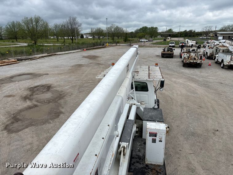 image for item FG0249 2001 Sterling Truck L7500 Series bucket truck