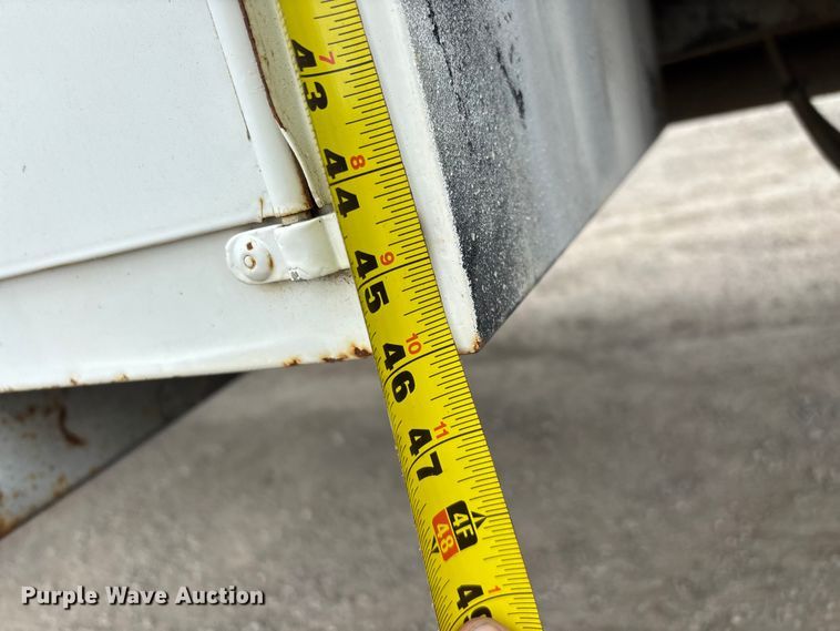 image for item FG0249 2001 Sterling Truck L7500 Series bucket truck