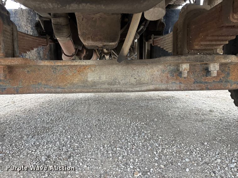 image for item FG0249 2001 Sterling Truck L7500 Series bucket truck