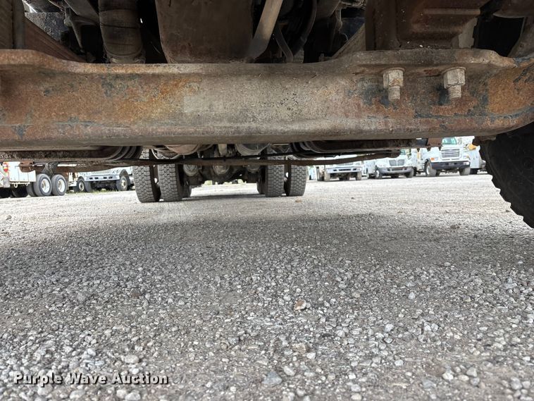image for item FG0249 2001 Sterling Truck L7500 Series bucket truck