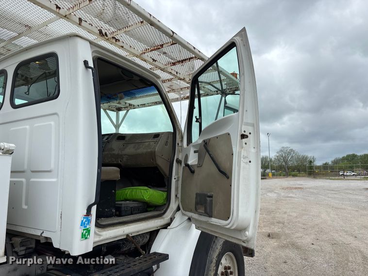 image for item FG0249 2001 Sterling Truck L7500 Series bucket truck