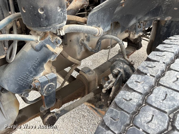 image for item FG0249 2001 Sterling Truck L7500 Series bucket truck