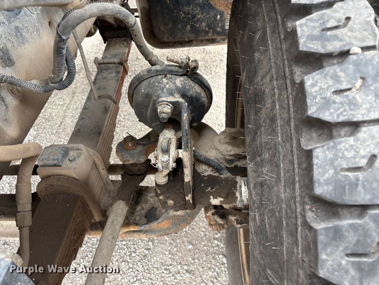 image for item FG0249 2001 Sterling Truck L7500 Series bucket truck
