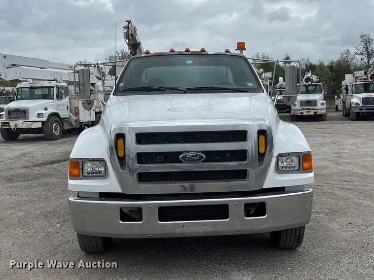 image for item FG0250 2006 Ford F650 utility / service truck