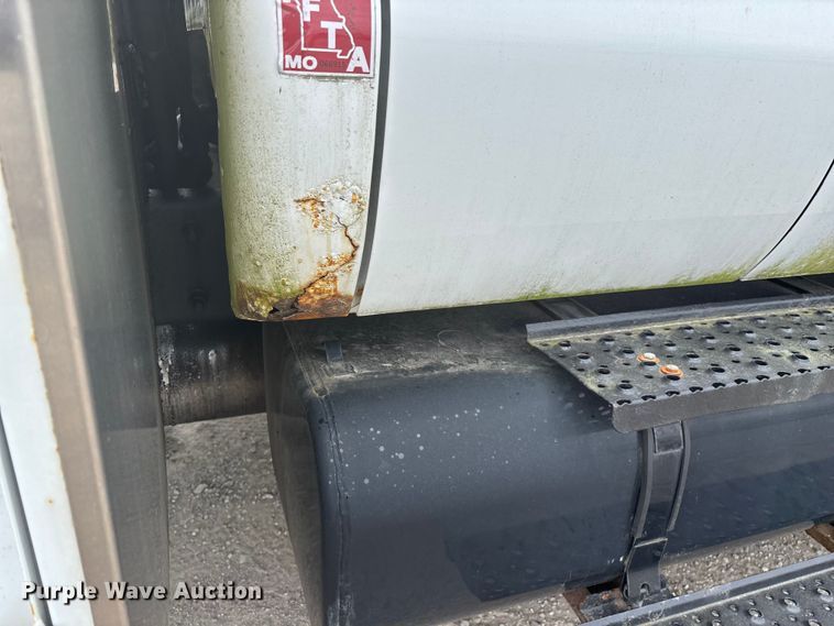 image for item FG0250 2006 Ford F650 utility / service truck