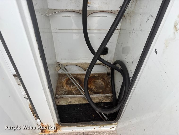 image for item FG0250 2006 Ford F650 utility / service truck