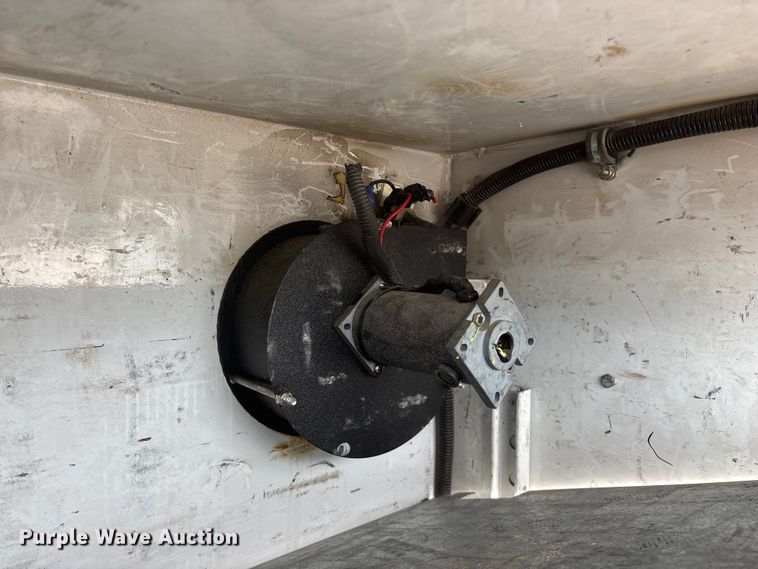 image for item FG0250 2006 Ford F650 utility / service truck