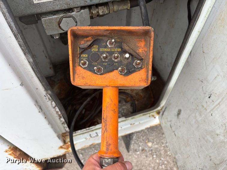 image for item FG0250 2006 Ford F650 utility / service truck