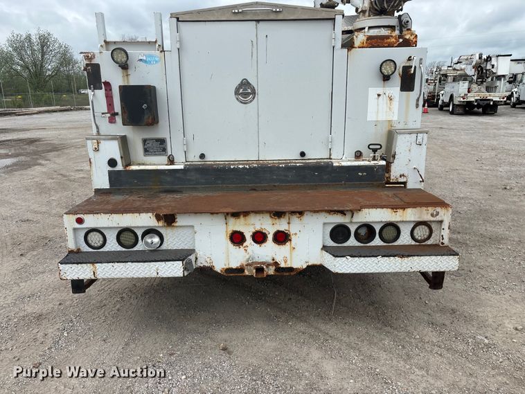 image for item FG0250 2006 Ford F650 utility / service truck