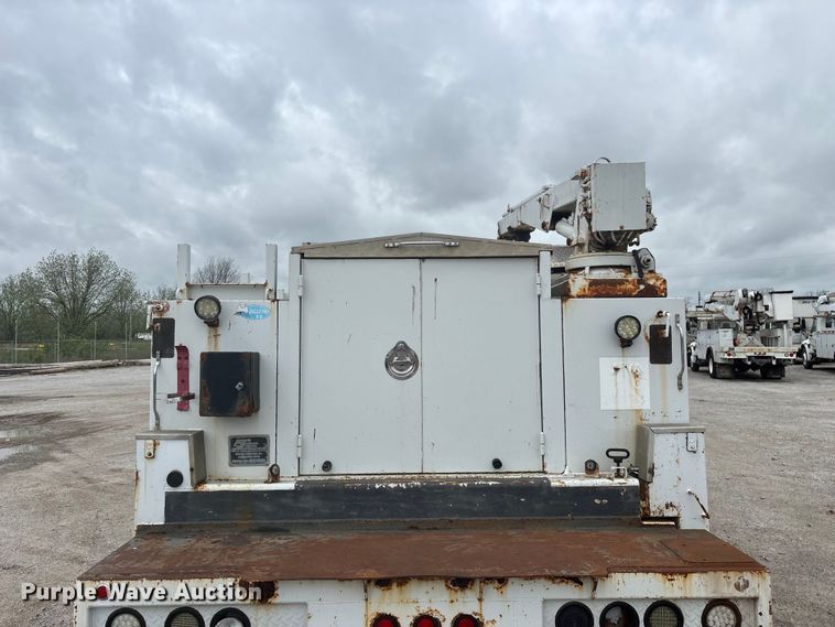 image for item FG0250 2006 Ford F650 utility / service truck