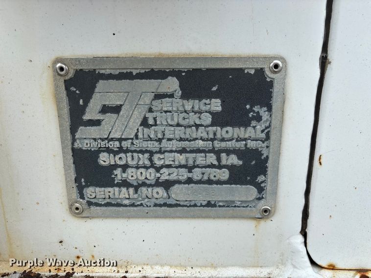 image for item FG0250 2006 Ford F650 utility / service truck