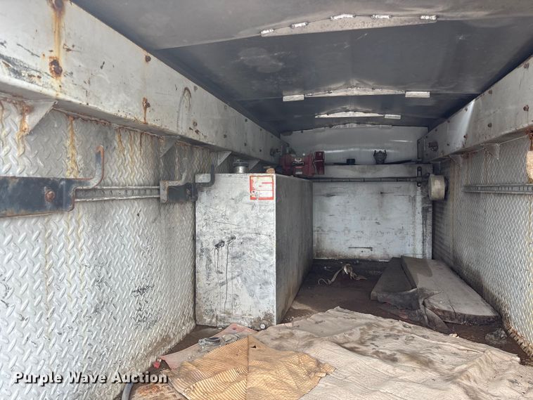 image for item FG0250 2006 Ford F650 utility / service truck