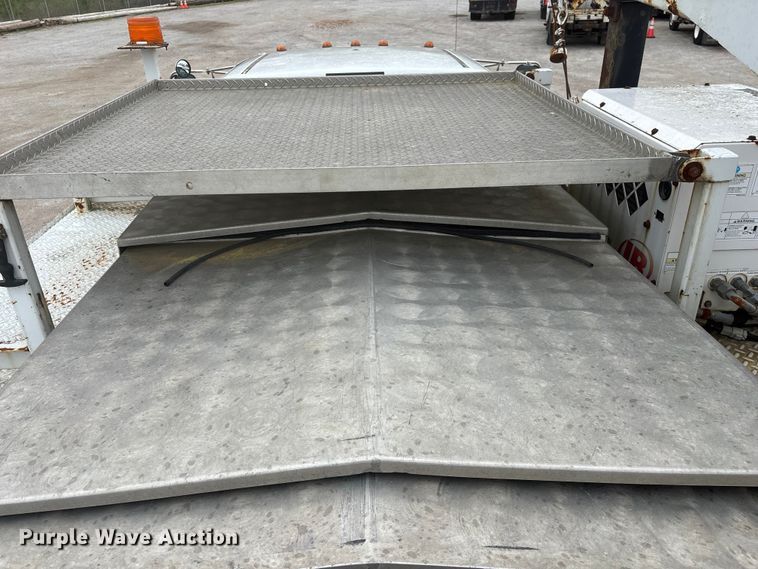 image for item FG0250 2006 Ford F650 utility / service truck