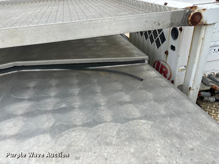 image for item FG0250 2006 Ford F650 utility / service truck