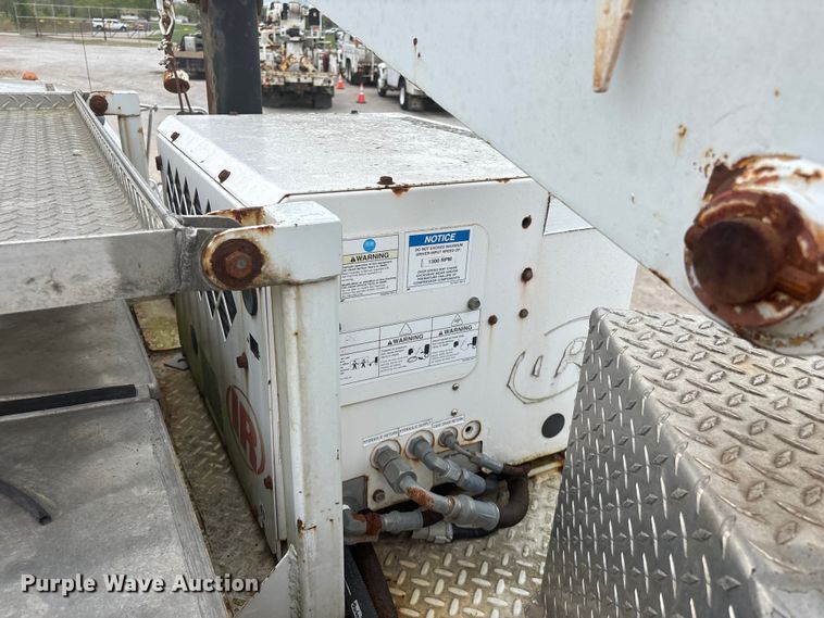 image for item FG0250 2006 Ford F650 utility / service truck