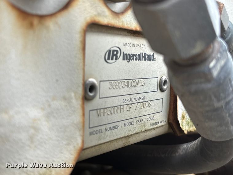 image for item FG0250 2006 Ford F650 utility / service truck