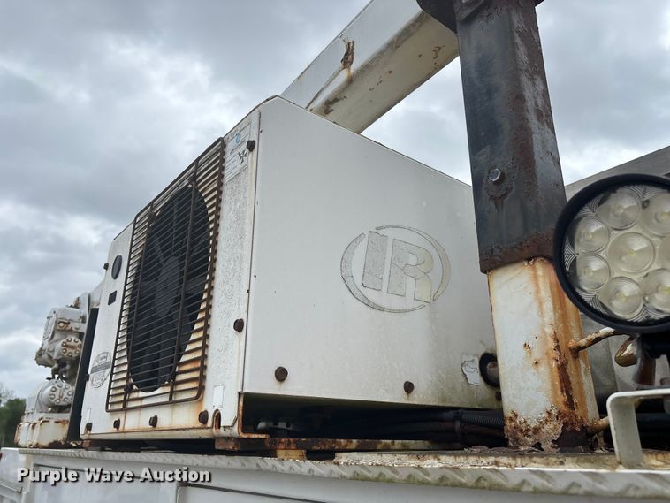 image for item FG0250 2006 Ford F650 utility / service truck