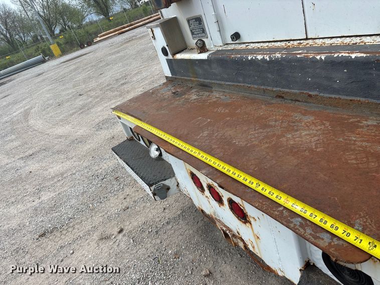 image for item FG0250 2006 Ford F650 utility / service truck