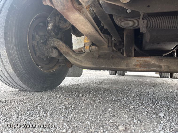 image for item FG0250 2006 Ford F650 utility / service truck