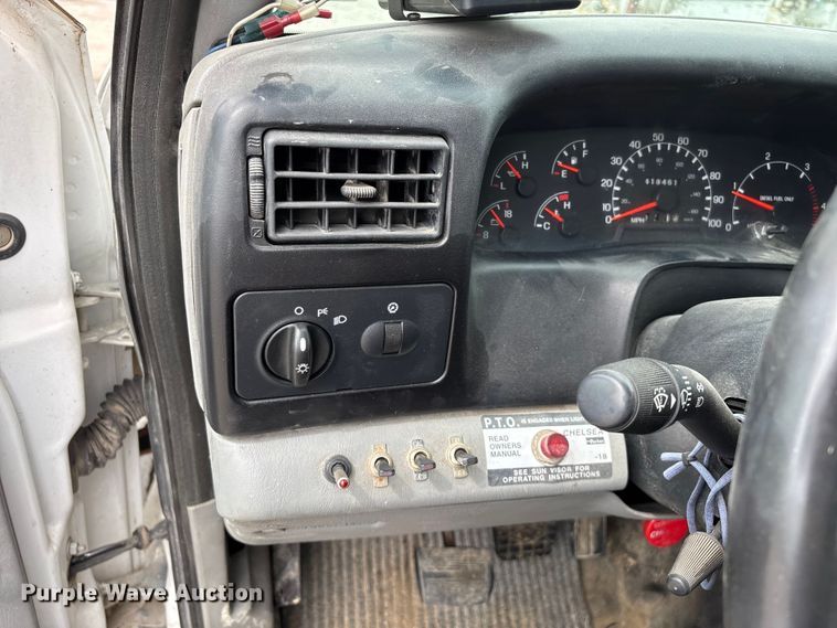 image for item FG0250 2006 Ford F650 utility / service truck