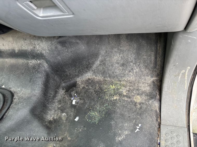 image for item FG0250 2006 Ford F650 utility / service truck