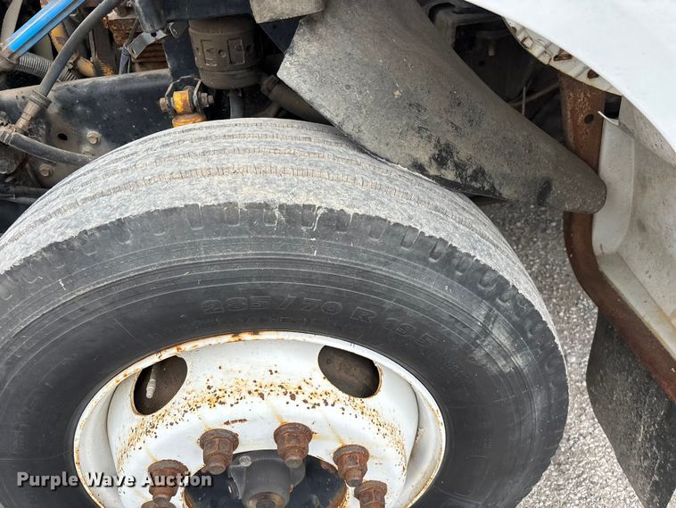 image for item FG0250 2006 Ford F650 utility / service truck