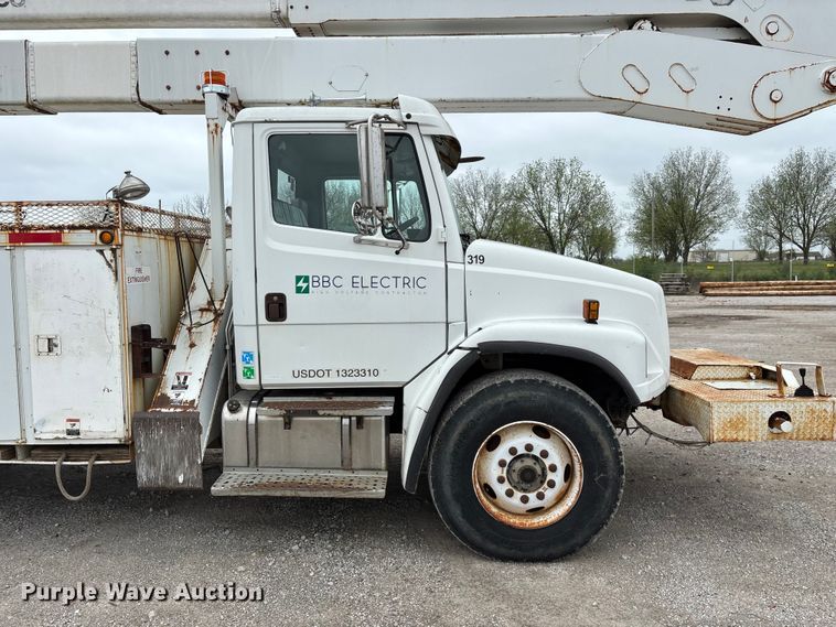 image for item FG0251 2001 Freightliner FL80 bucket truck