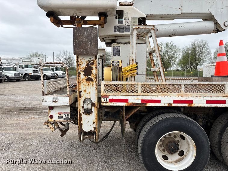 image for item FG0251 2001 Freightliner FL80 bucket truck