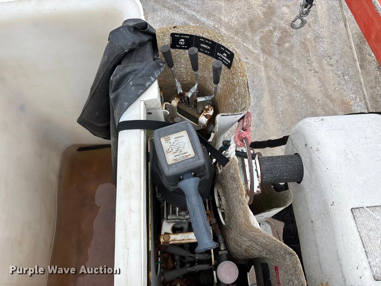 image for item FG0251 2001 Freightliner FL80 bucket truck