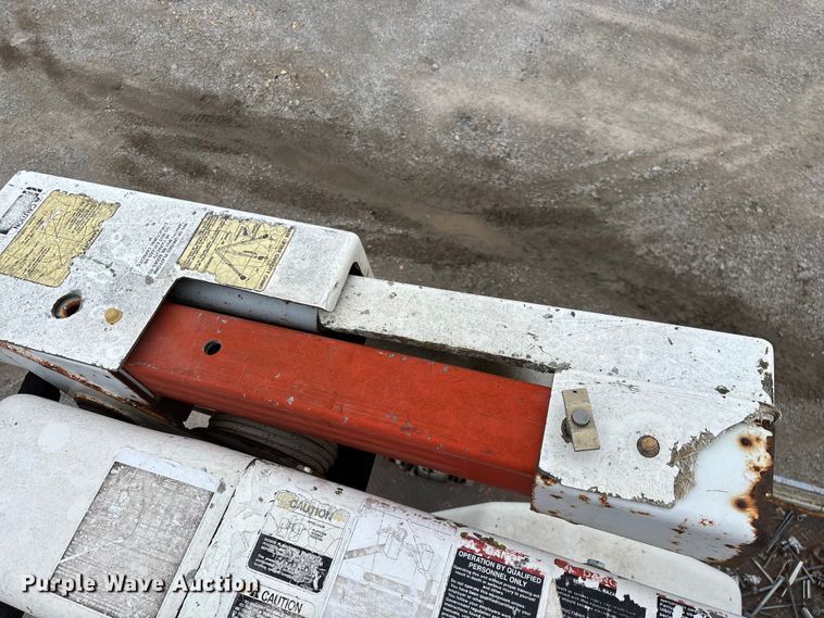 image for item FG0251 2001 Freightliner FL80 bucket truck