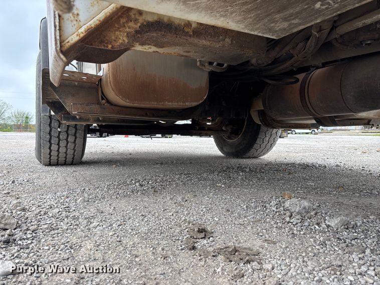 image for item FG0251 2001 Freightliner FL80 bucket truck
