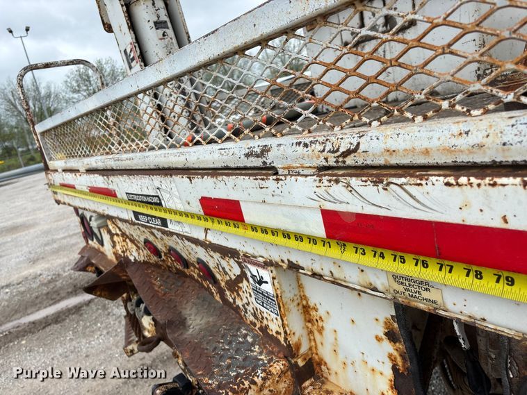 image for item FG0251 2001 Freightliner FL80 bucket truck