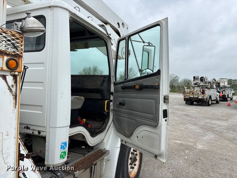 image for item FG0251 2001 Freightliner FL80 bucket truck