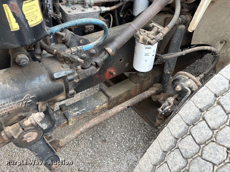 image for item FG0251 2001 Freightliner FL80 bucket truck