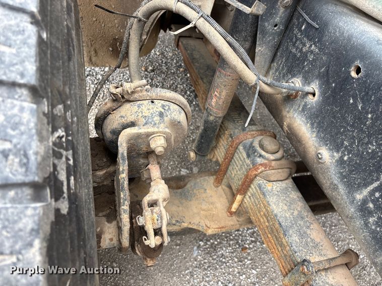 image for item FG0251 2001 Freightliner FL80 bucket truck