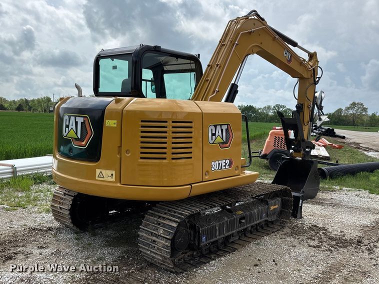 image for item FG0256 2018 Caterpillar 307E2 mini excavator