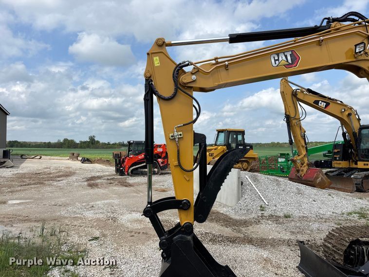 image for item FG0256 2018 Caterpillar 307E2 mini excavator