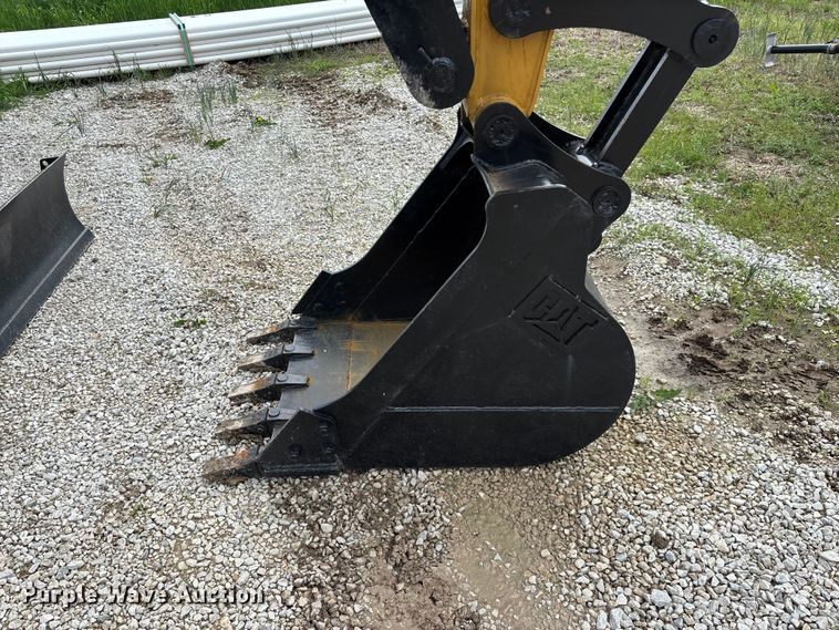 image for item FG0256 2018 Caterpillar 307E2 mini excavator