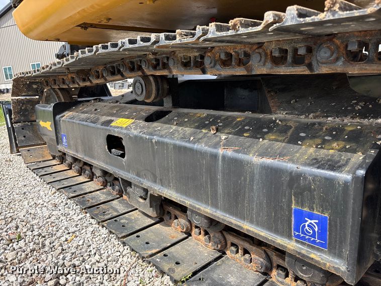 image for item FG0256 2018 Caterpillar 307E2 mini excavator