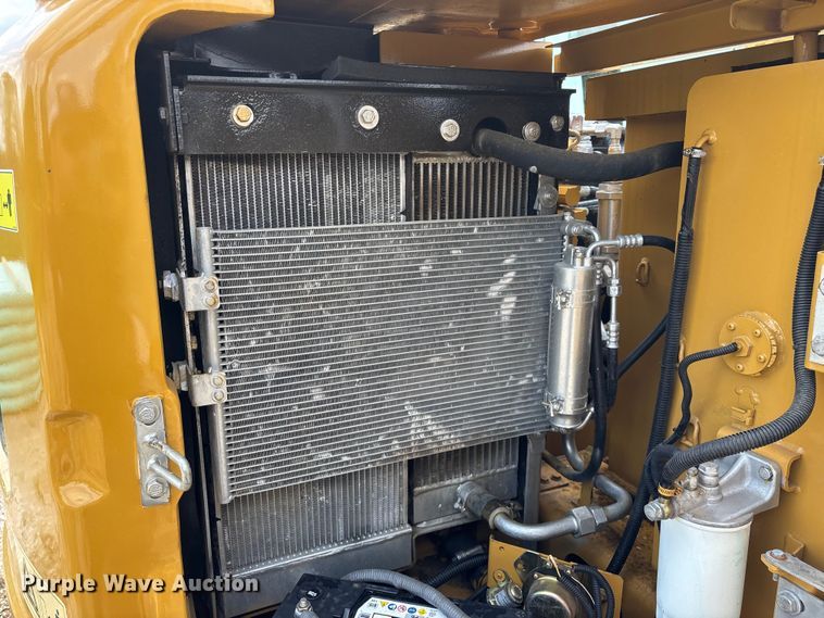 image for item FG0256 2018 Caterpillar 307E2 mini excavator