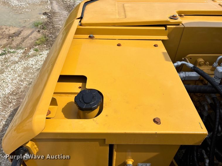 image for item FG0256 2018 Caterpillar 307E2 mini excavator